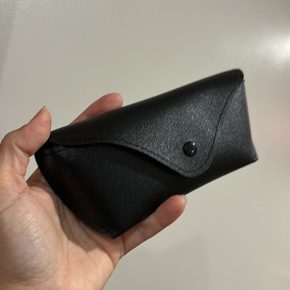 Clear Brown Round Sunglasses - Picture 6 of 7